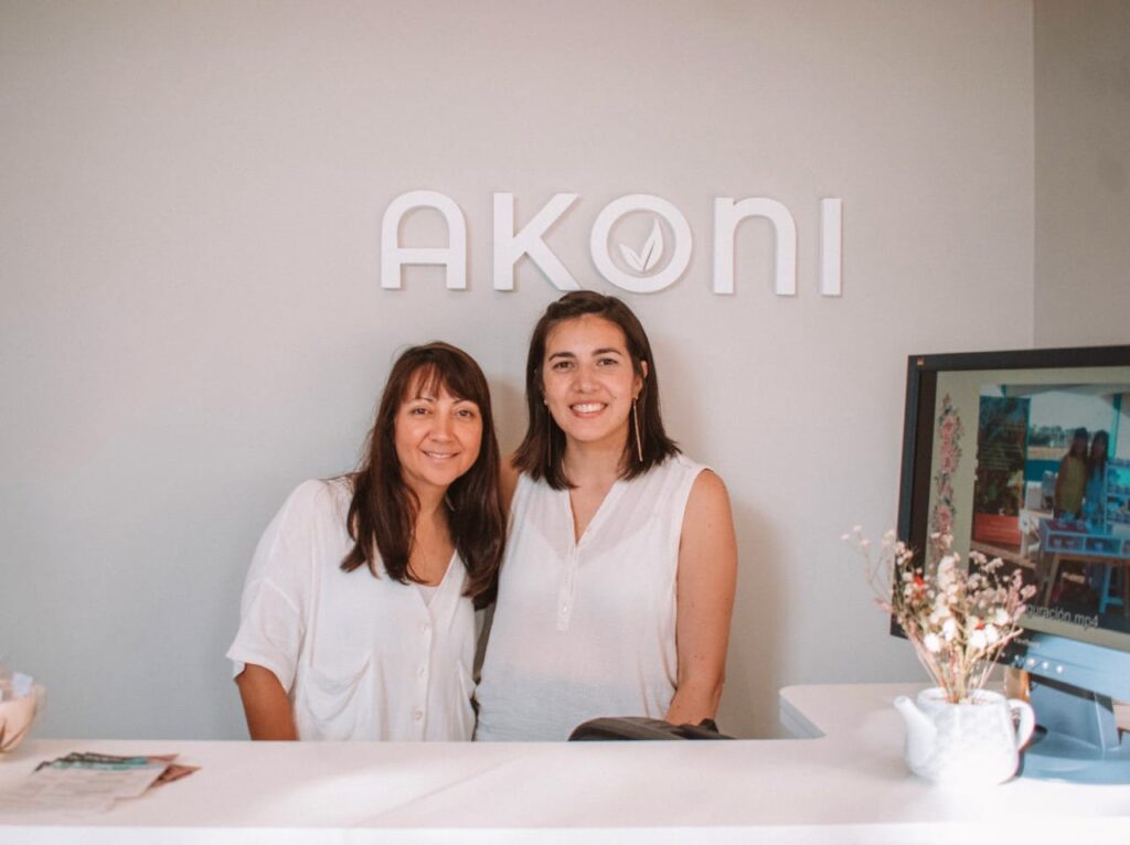 somos Akoni